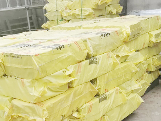 大量庫(kù)存及裝車